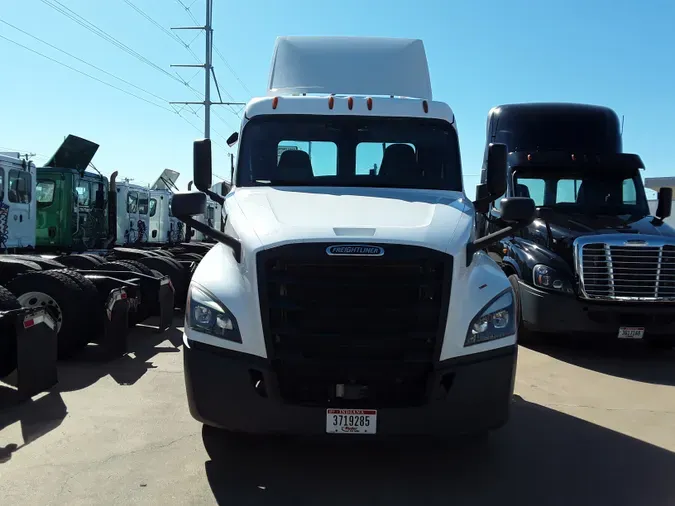 2019 FREIGHTLINER/MERCEDES CASCADIA 125