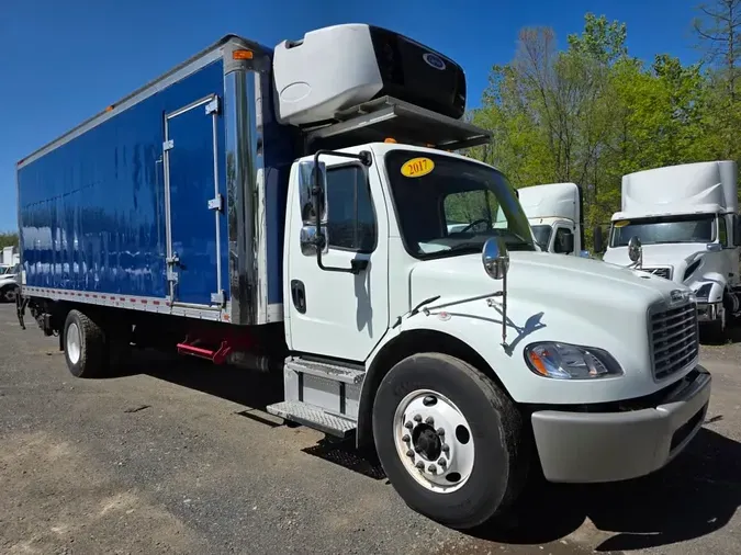 2017 FREIGHTLINER/MERCEDES M2 106