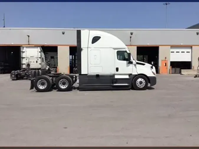 2021 Freightliner Cascadia