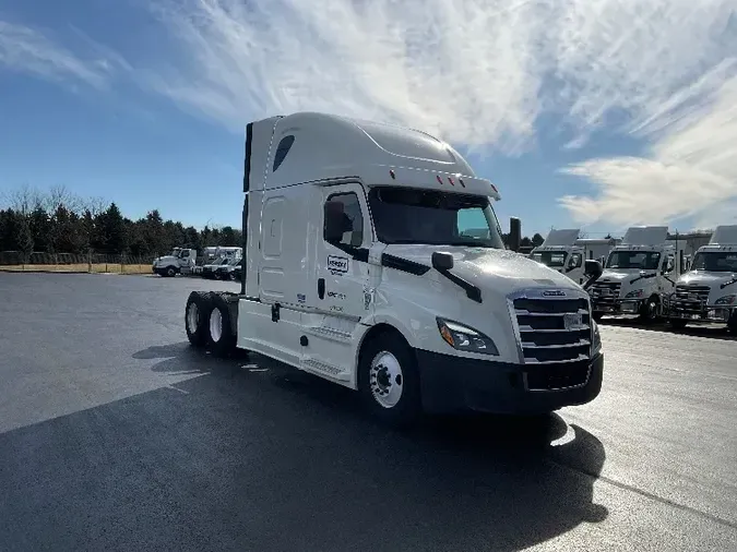 2018 Freightliner T12664STb02294b31e8ad52a814a593f00455891