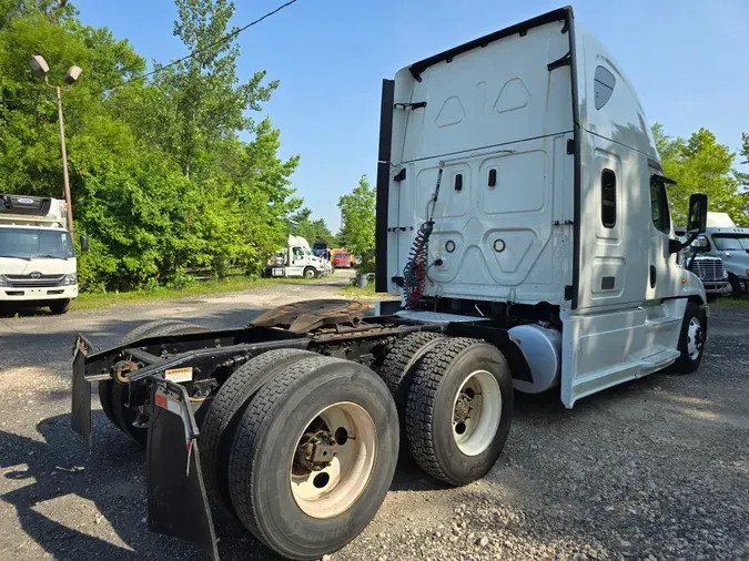 2019 FREIGHTLINER/MERCEDES CASCADIA 125