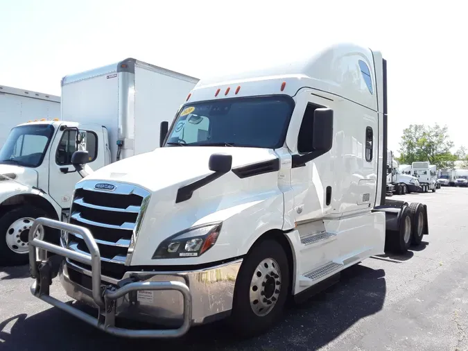 2020 FREIGHTLINER/MERCEDES CASCADIA 125