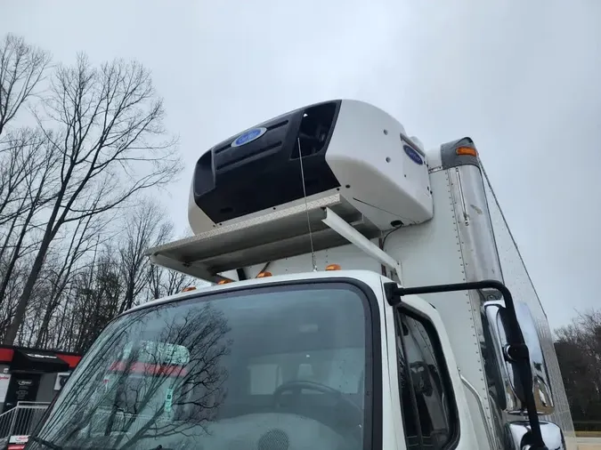2019 FREIGHTLINER/MERCEDES M2 106