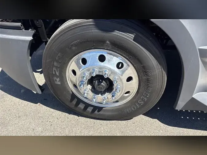 2022 FREIGHTLINER CA126