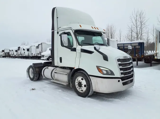 2019 FREIGHTLINER/MERCEDES NEW CASCADIA 116