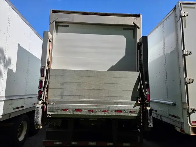 2017 UTILITY TRAILERS VS2RA 48/162/102