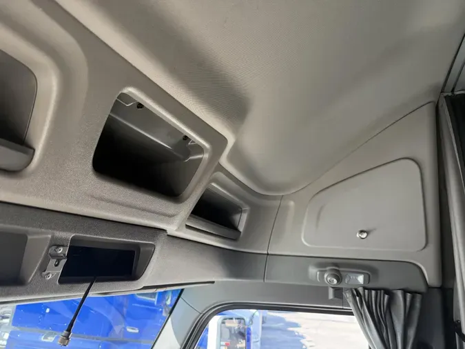 2021 Peterbilt 579b03220e9d0c5556bf4e9172050c1c90d