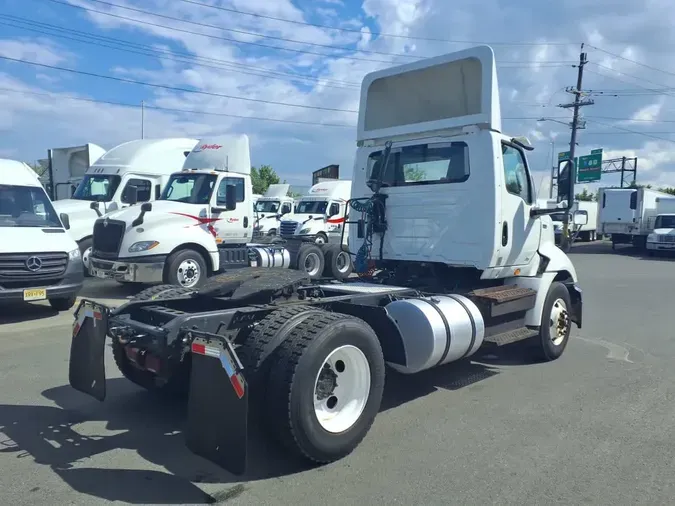 2020 NAVISTAR INTERNATIONAL RH613 DAYCAB S/A