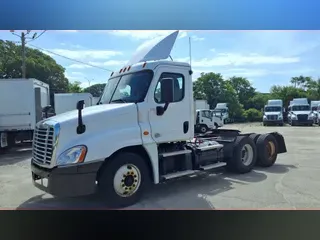 2020 FREIGHTLINER/MERCEDES CASCADIA 125