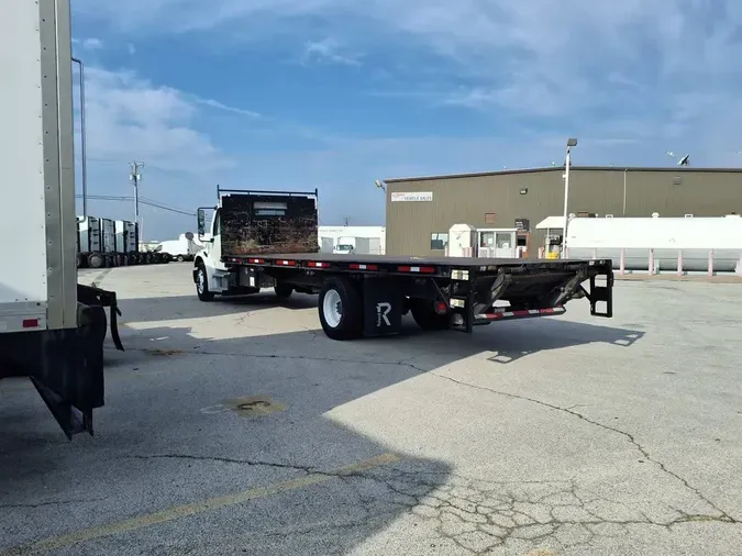 2019 FREIGHTLINER/MERCEDES M2 106b0358ad4ebab715be0d9f08335e382c8