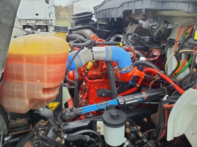 2019 NAVISTAR INTERNATIONAL MV607 (4X2)