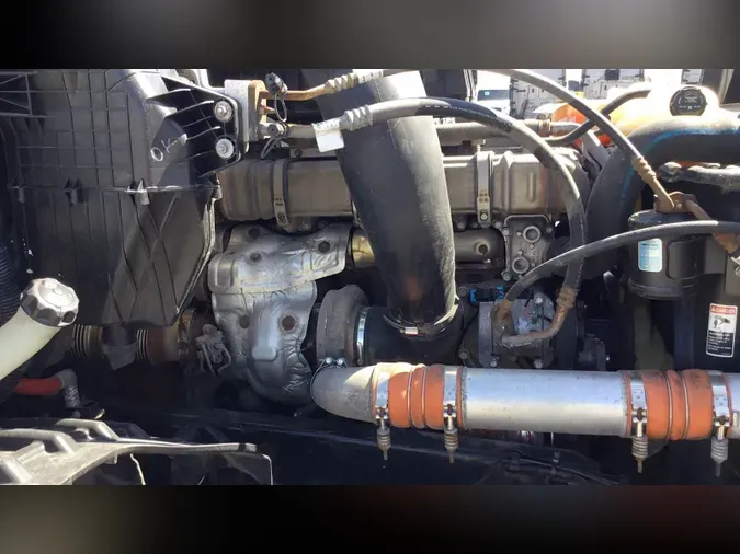 2020 Freightliner Cascadia 126