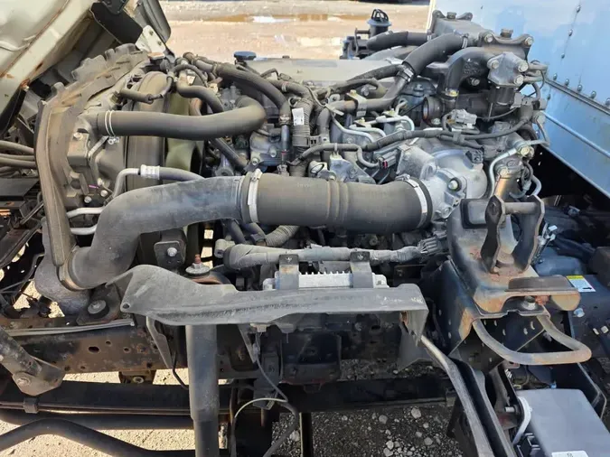 2018 ISUZU NPR HDb03eb6b2cf9567c33f627d1605a6b4e9