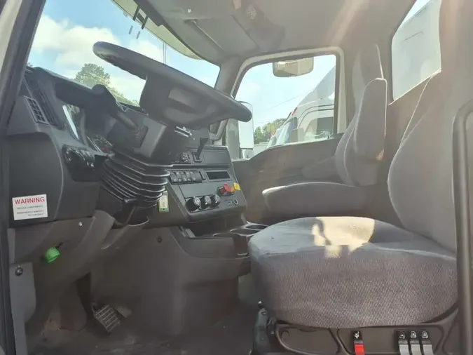 2018 NAVISTAR INTERNATIONAL RH613 DAYCAB S/A