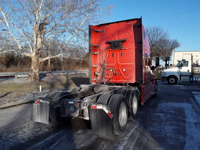 2018 FREIGHTLINER/MERCEDES CASCADIA 125