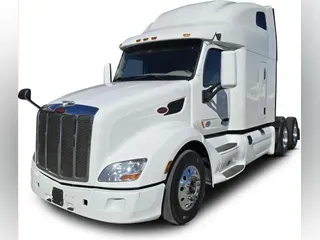 2022 Peterbilt 579