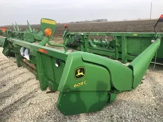 2013 John Deere 608C