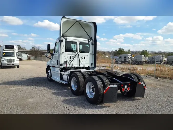 2019 FREIGHTLINER/MERCEDES NEW CASCADIA PX12664
