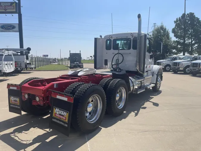 2022 Peterbilt 567