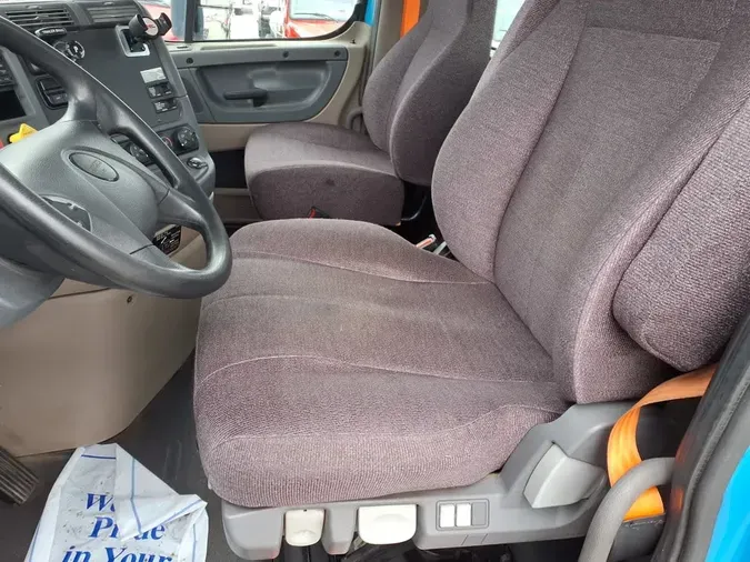 2020 FREIGHTLINER/MERCEDES CASCADIA 125