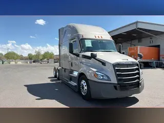 2023 Freightliner Cascadia 126