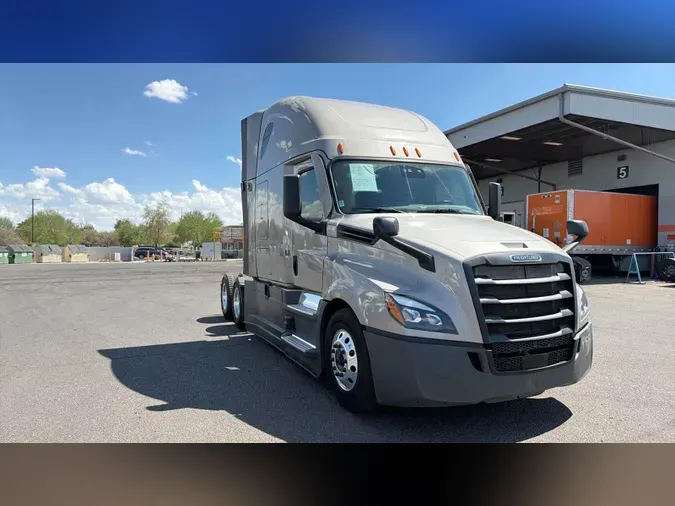 2023 Freightliner Cascadia 126b04d13f88822b50e46a9e2a7b7594e8c