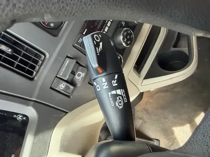 2023 Peterbilt 579b04e442b18ae90599e9f8957540cc45a