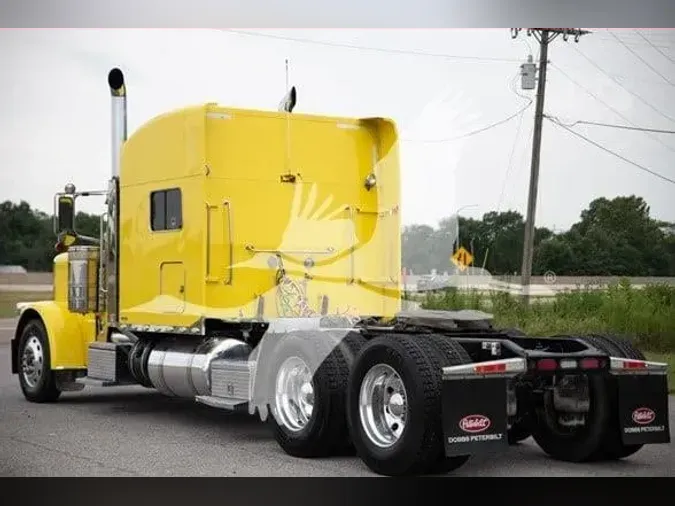 2020 PETERBILT 389