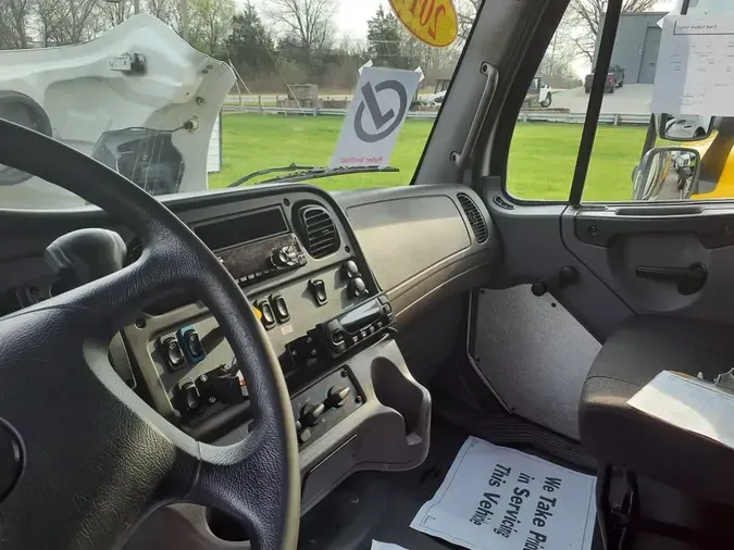 2019 FREIGHTLINER/MERCEDES M2 106b05042efb0a6d9b301d4a315ff1edb11