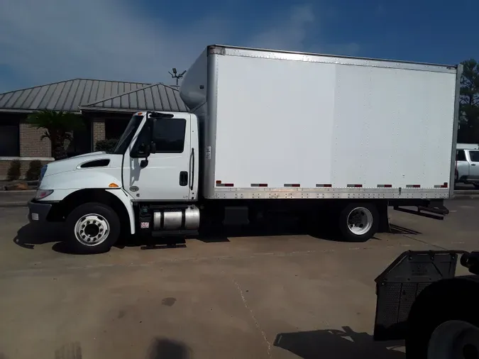 2019 NAVISTAR INTERNATIONAL 4300 LPb052edf29bc50aba8c72a55fcb308f07