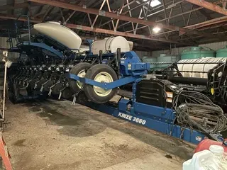 2009 Kinze 3660