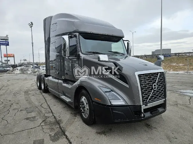 2020 VOLVO VNL760
