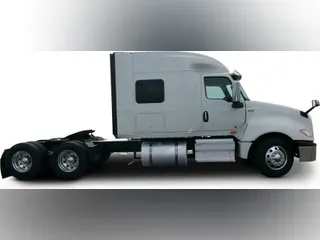 2020 International LT625