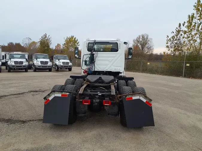 2019 NAVISTAR INTERNATIONAL LT625 DAYCAB T/Ab057126cadcba5f9df1a0ae9cf742c2a