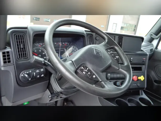 2020 International LT625b0575aea176172bba38b64c7f23cce92