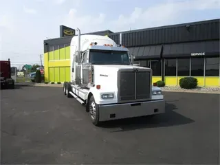 2016 Western Star 4900 SF