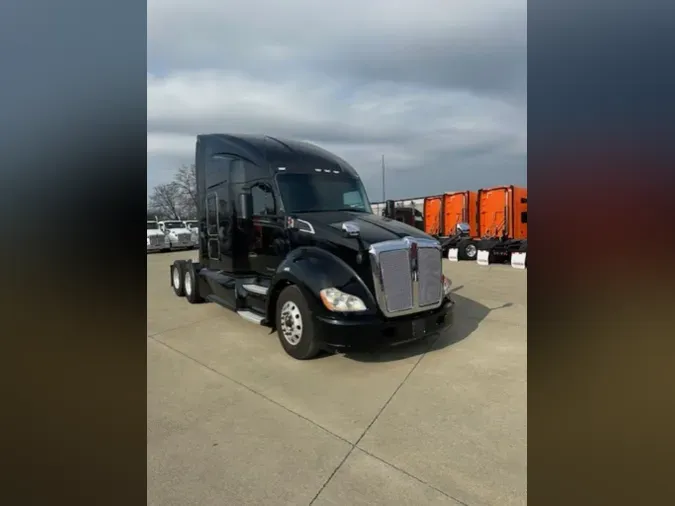 2022 Kenworth T680