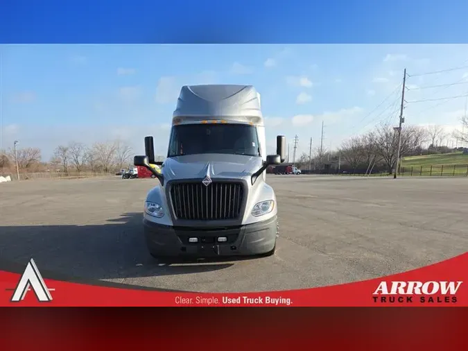 2022 INTERNATIONAL LT