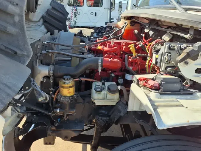 2018 FREIGHTLINER/MERCEDES M2 106