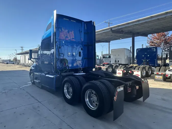 2022 International LT625