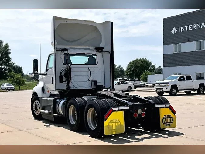 2021 INT LT625 6x4