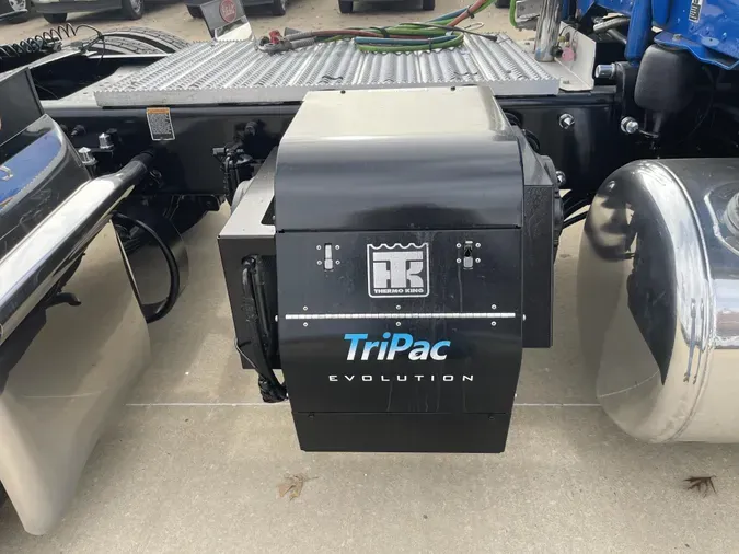 2023 Peterbilt 389b069edda06bc47ffa7bb1ab5c4ba74eb