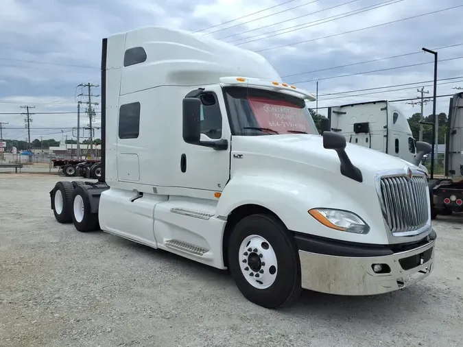 2019 NAVISTAR INTERNATIONAL LT625 SLPR CAB
