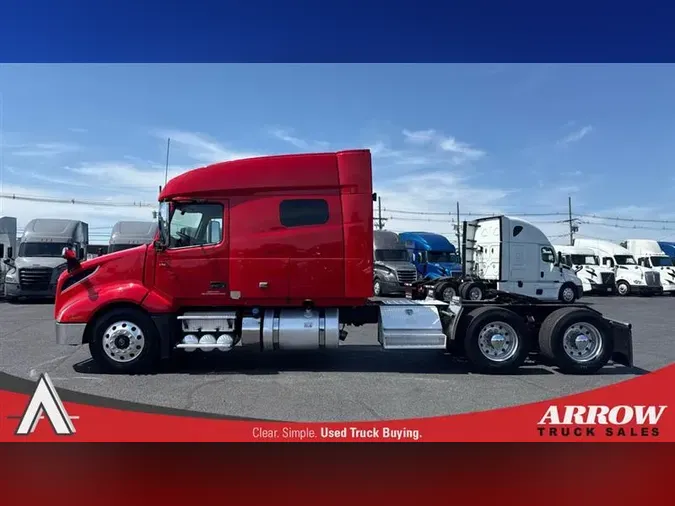 2021 VOLVO VNL740