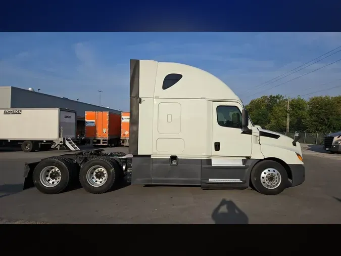 2020 Freightliner Cascadia