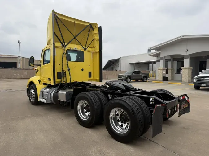 2023 Peterbilt 579