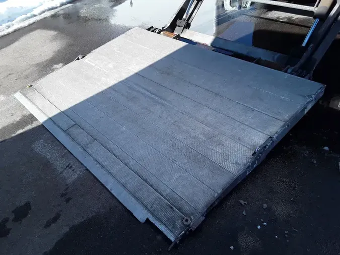 2019 FREIGHTLINER/MERCEDES M2 106b072fb82a70f7c75ae47d3d86fb77936