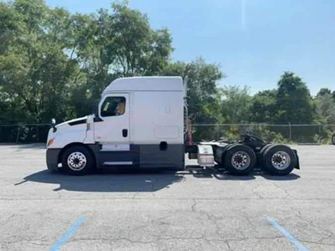 2020 Freightliner Cascadia