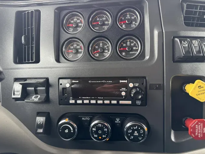 2023 Peterbilt 579b07c4d5694bdf9a4e606abde782da14a