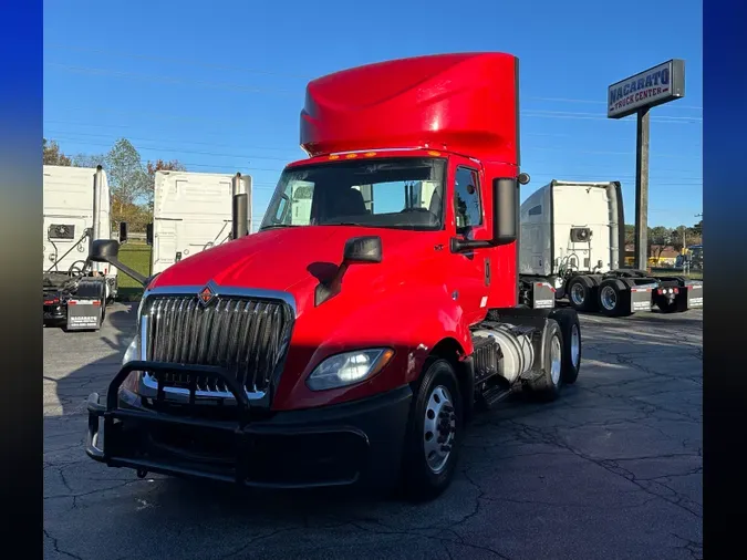 2019 INTERNATIONAL LT625